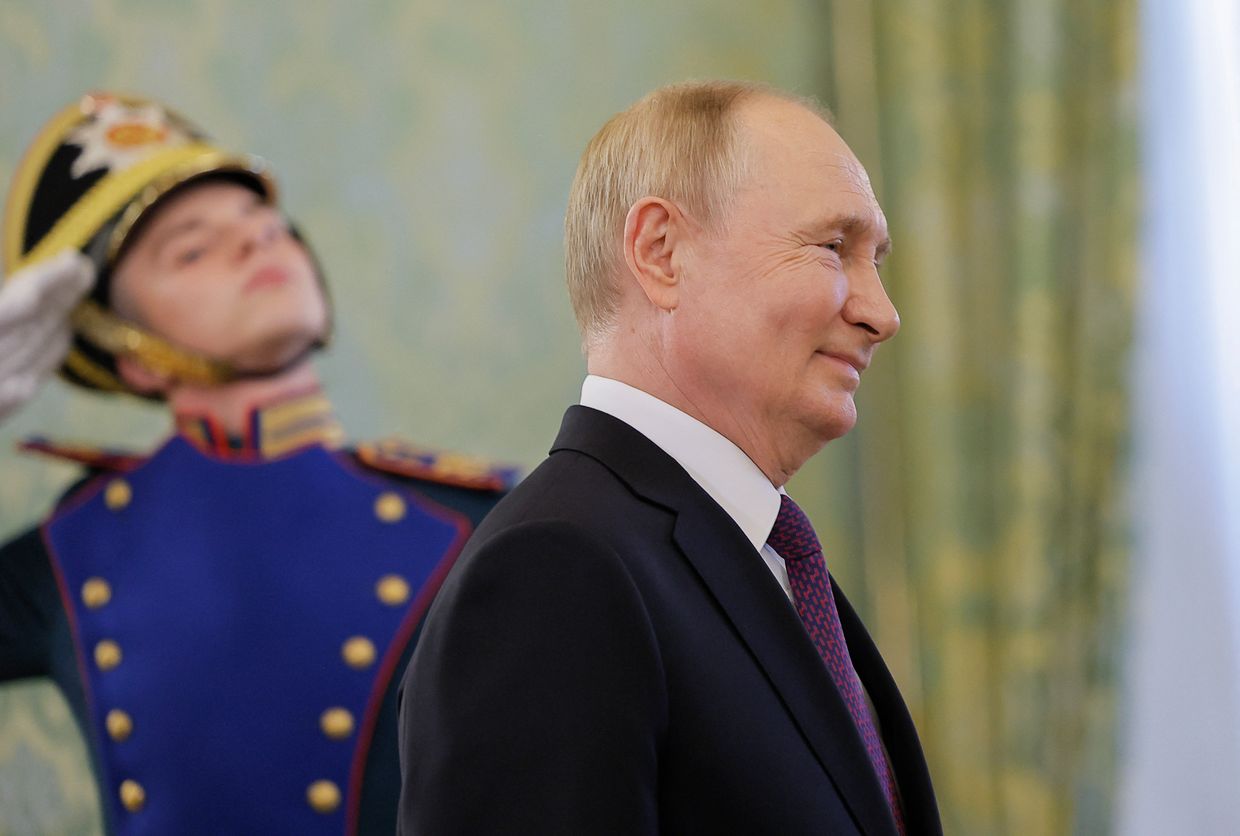 Putin lectured Nordic leaders on Russian history during latest call, FT reports
