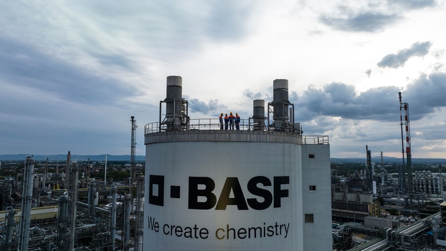 Chemistry: BASF raises earnings forecast for 2026 again - quarter better than expected