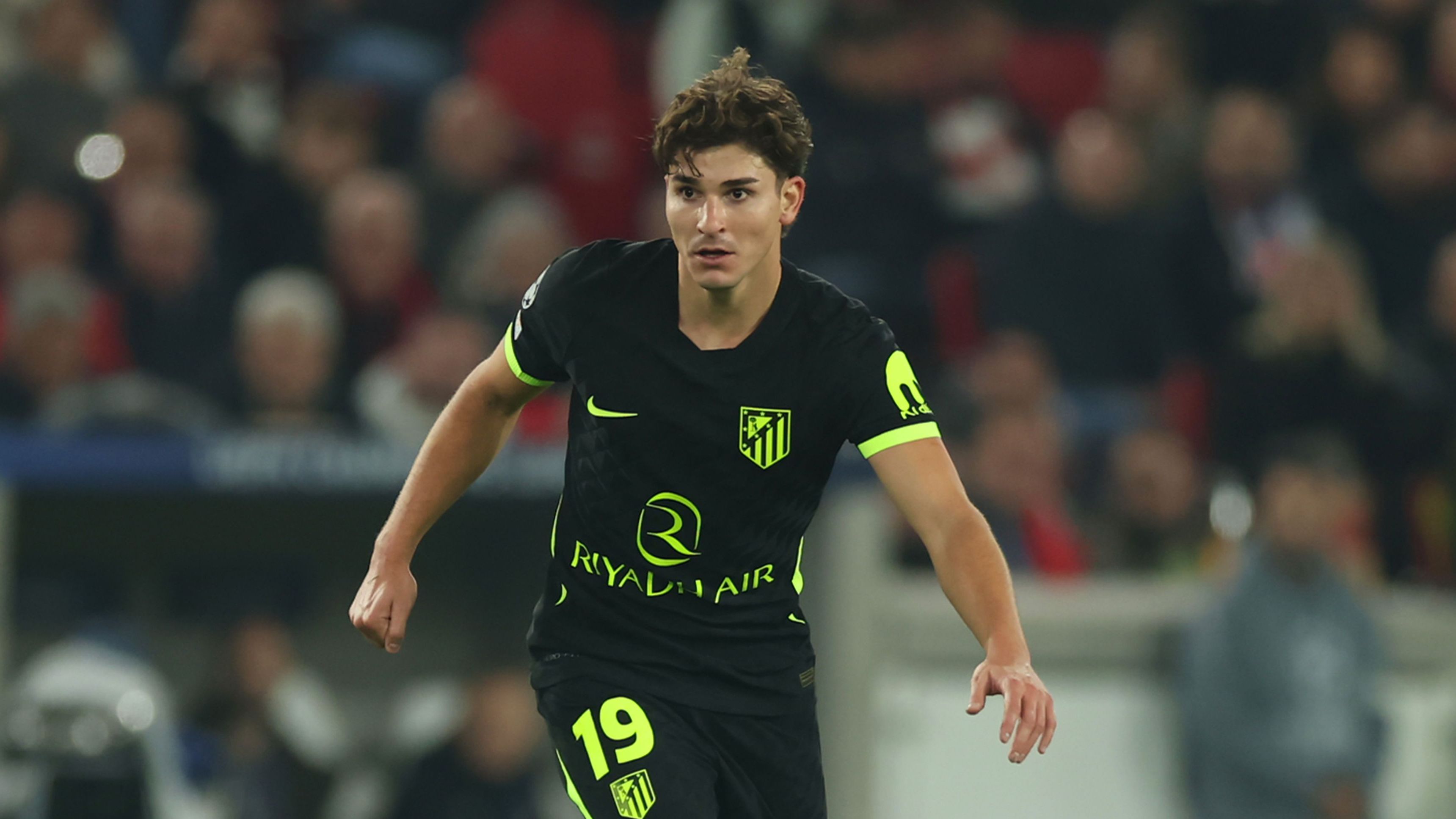 Barcelona refuse to back down! Catalan giants to appeal €602 fine over Julian Alvarez transfer saga