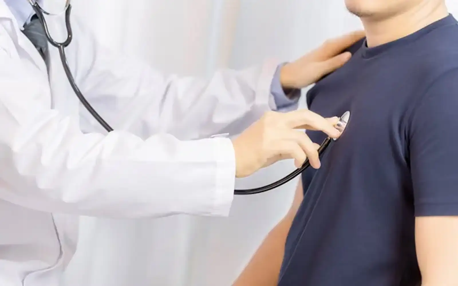 Healthcare workers need reform, not ‘toothless’ commission, says senator