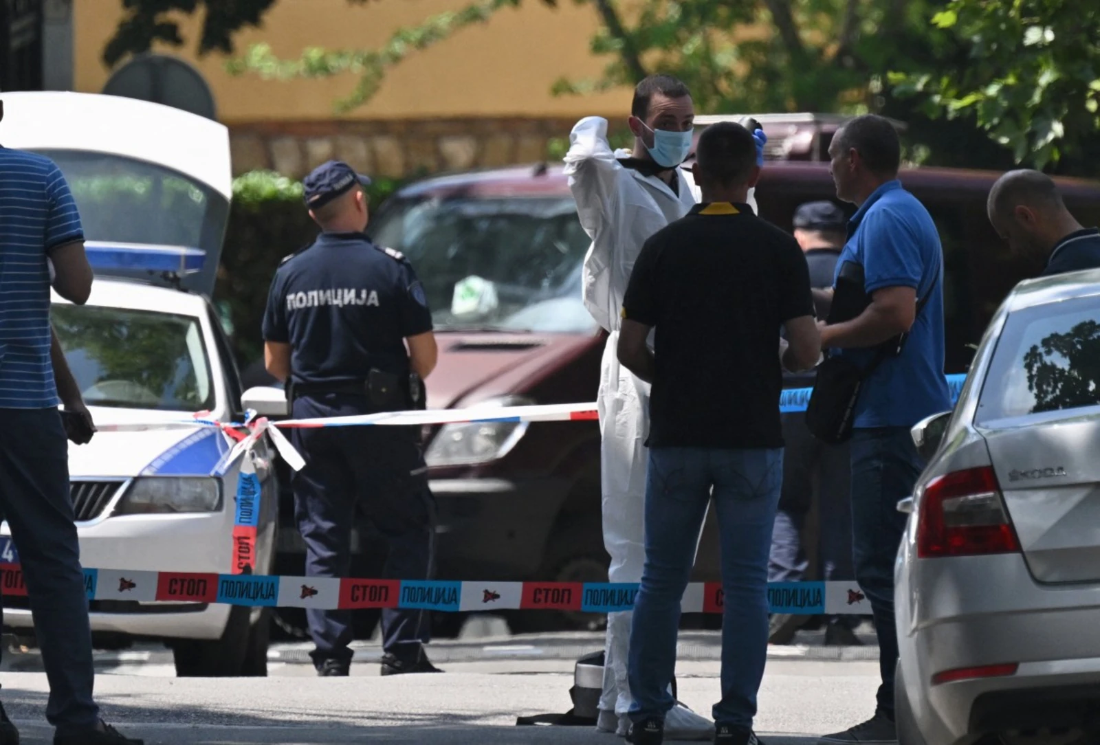 Policeman kills attacker armed with knives outside Israeli embassy in Serbia