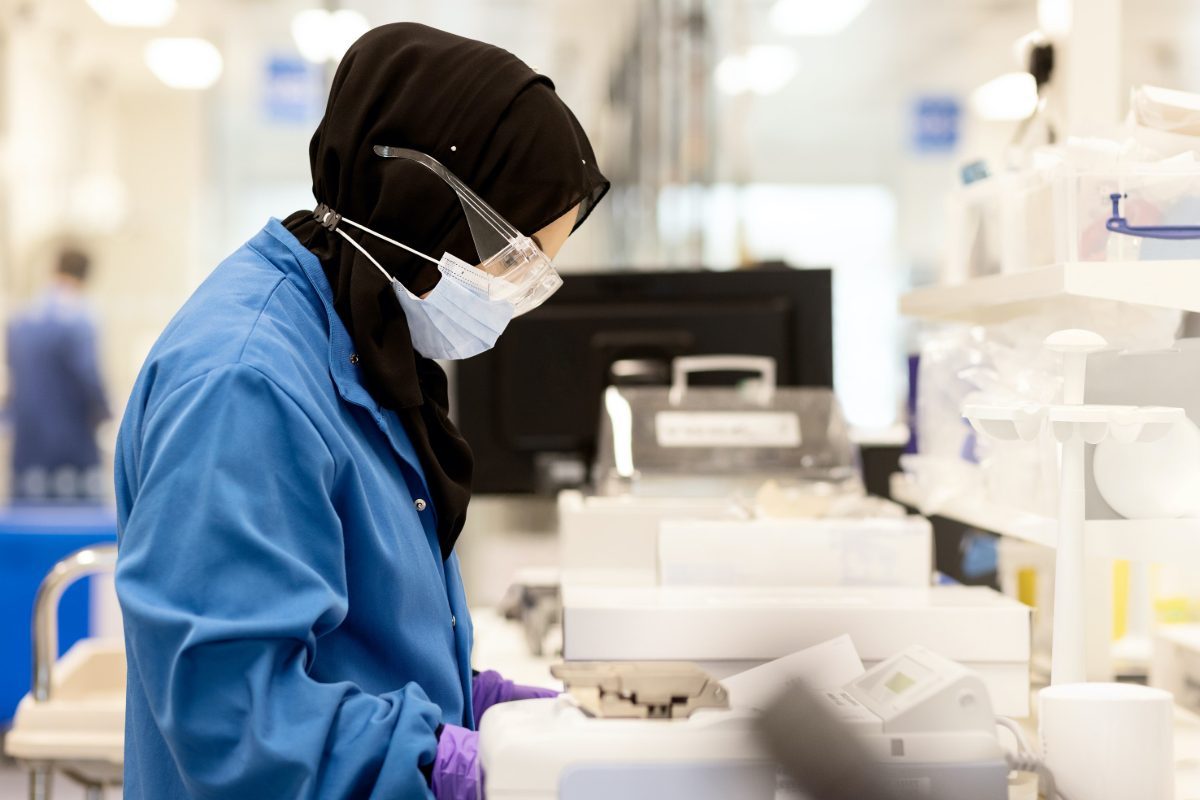 GSK shares slump as vaccine sales fall