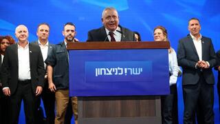 Eisenkot warns in victory speech: 'Netanyahu, don't you dare use Israel's security for your political purposes'