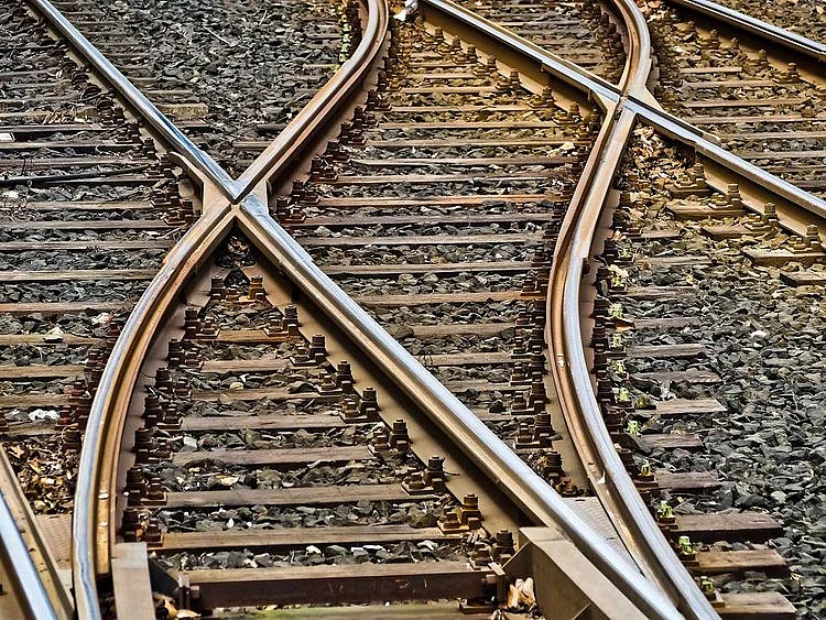 10 dead in crash between two trains in central Spain