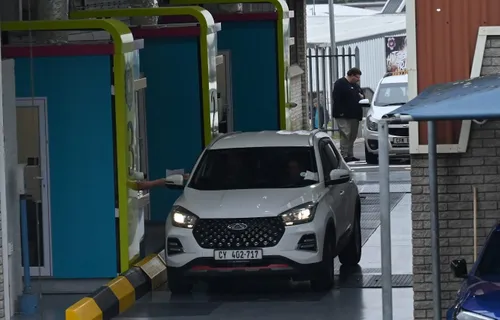 Brackenfell vehicle licence drive-through hours extended until December 31
