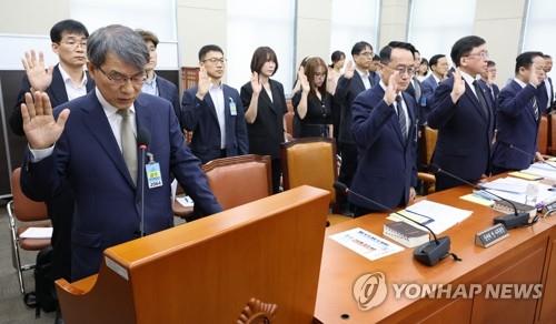 (LEAD) President Lee appoints special counsel to probe ballot shortages