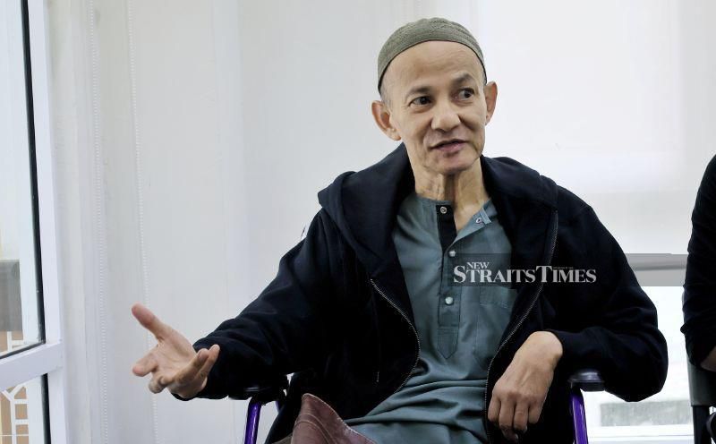 #SHOWBIZ: 1980s film icon M Jamil confirms single-talak divorce from wife Shahrila