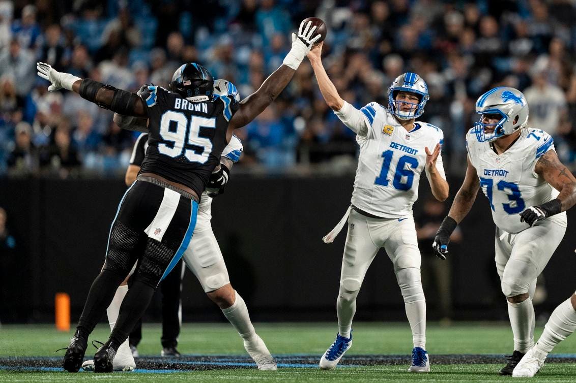 How Panthers Veteran Derrick Brown Got So Good At Deflecting Passes