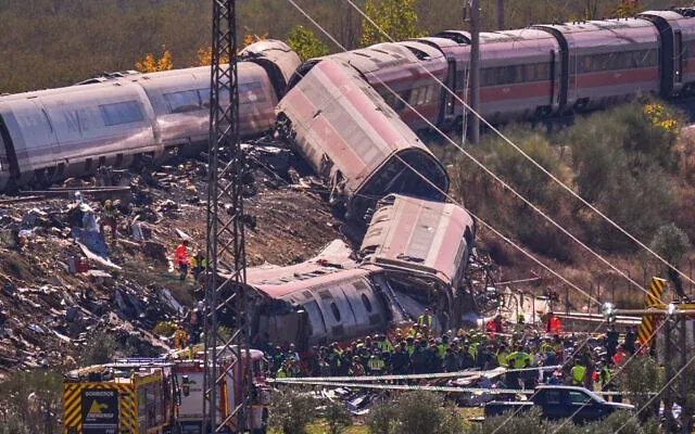 64 killed in Spanish high-speed train collision, Israel offers condolences
