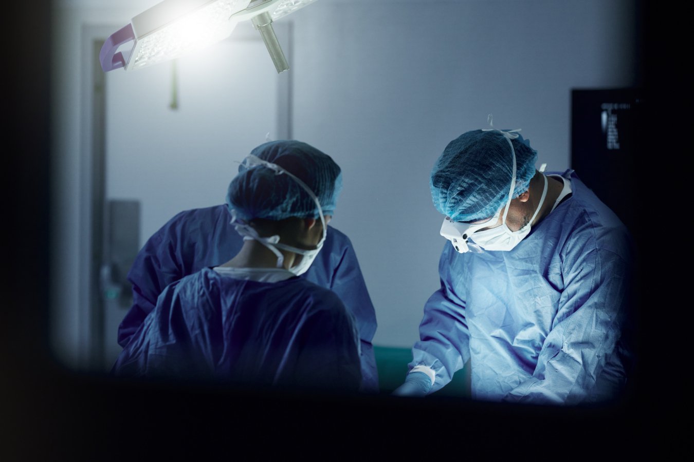Why the world’s first spinal cord transplant is so controversial