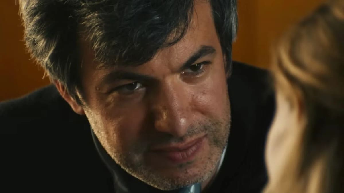 The guy behind those bizarre Elizabeth Holmes billboards threatens to sue Nathan Fielder