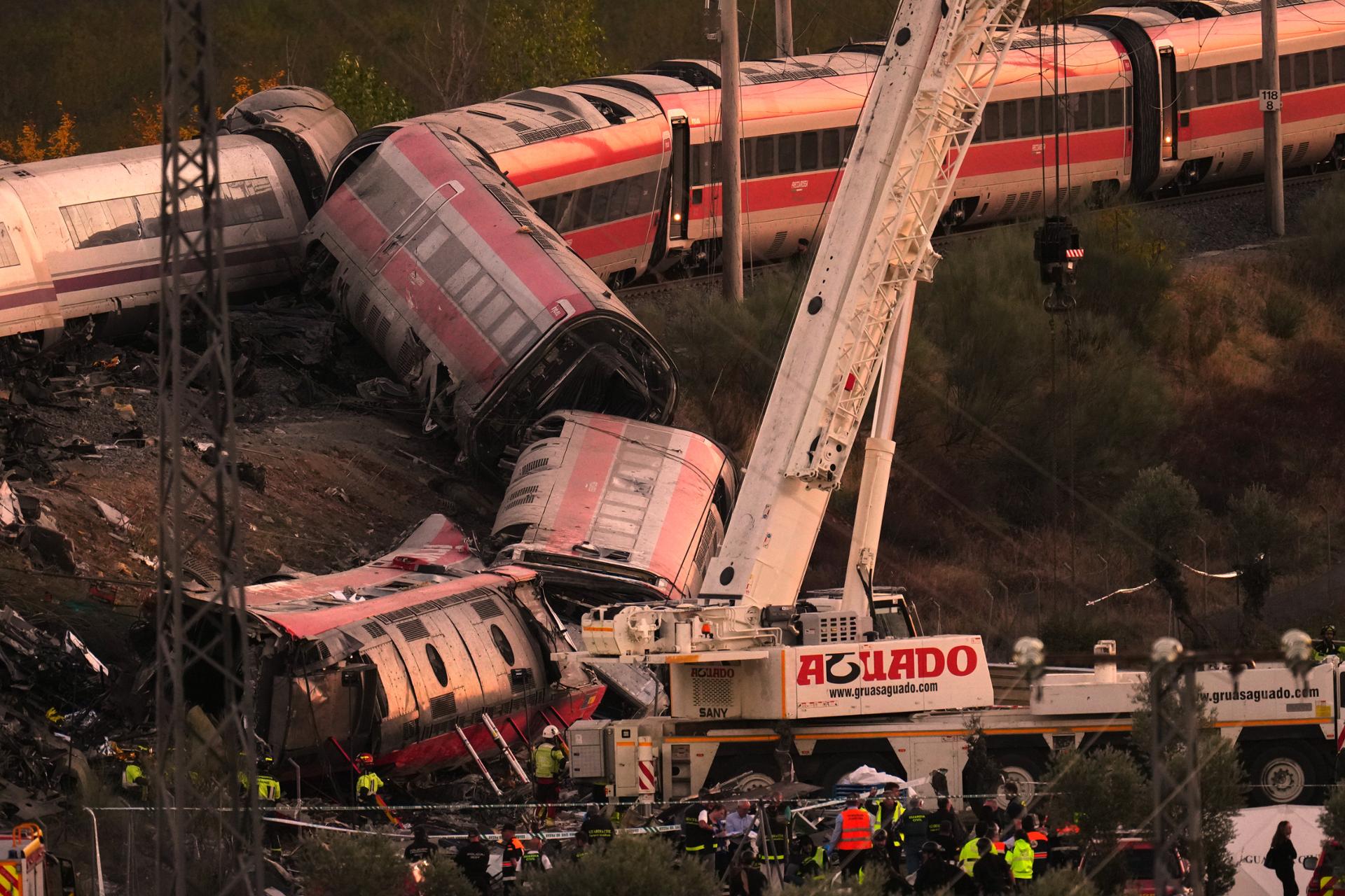 2 Koreans injured in deadly train collision in Spain