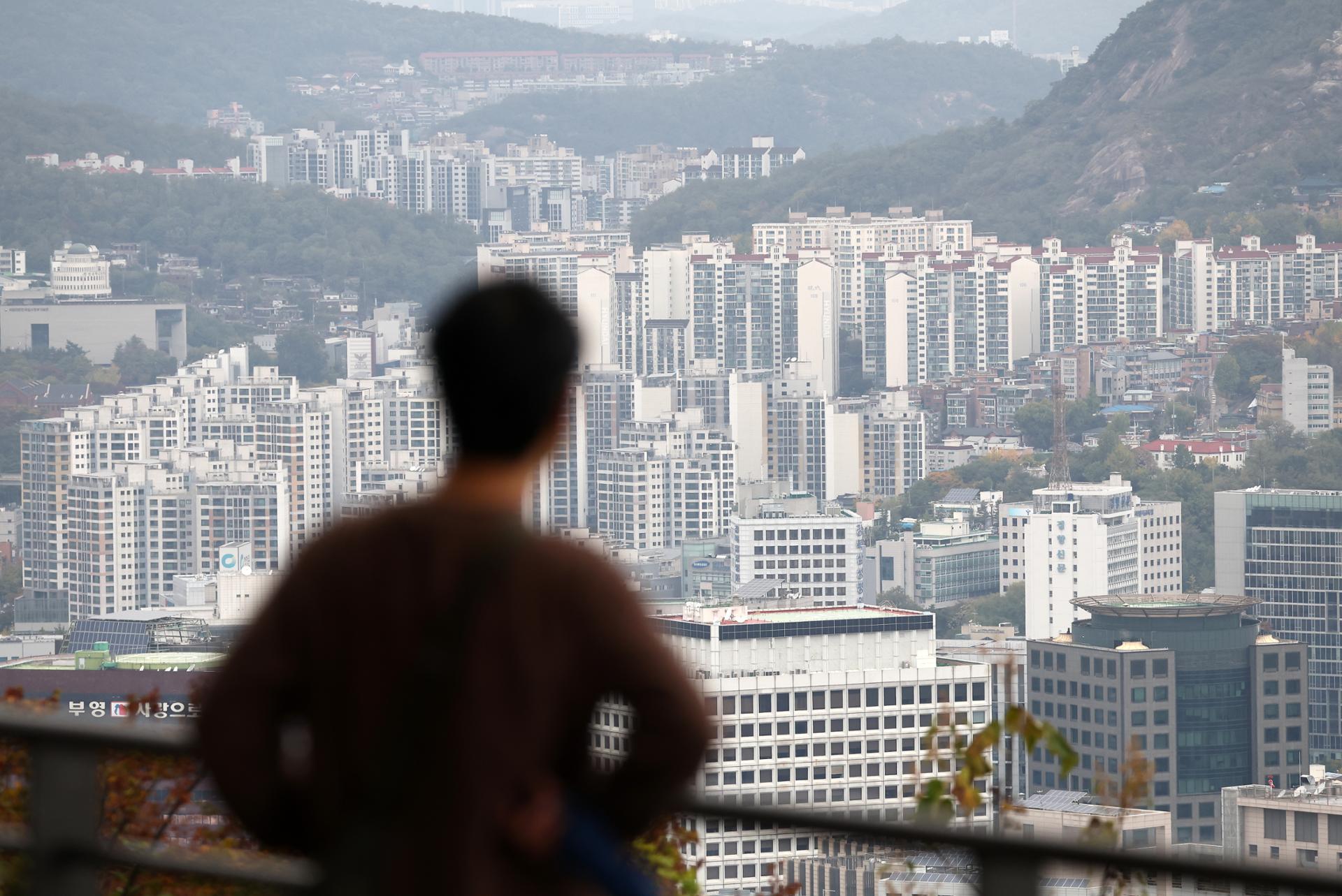 Gov't to designate new housing zones for over 76,000 homes near Seoul