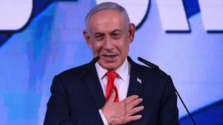 Netanyahu eyes former allies as Likud pushes for talks with Bennett and Liberman