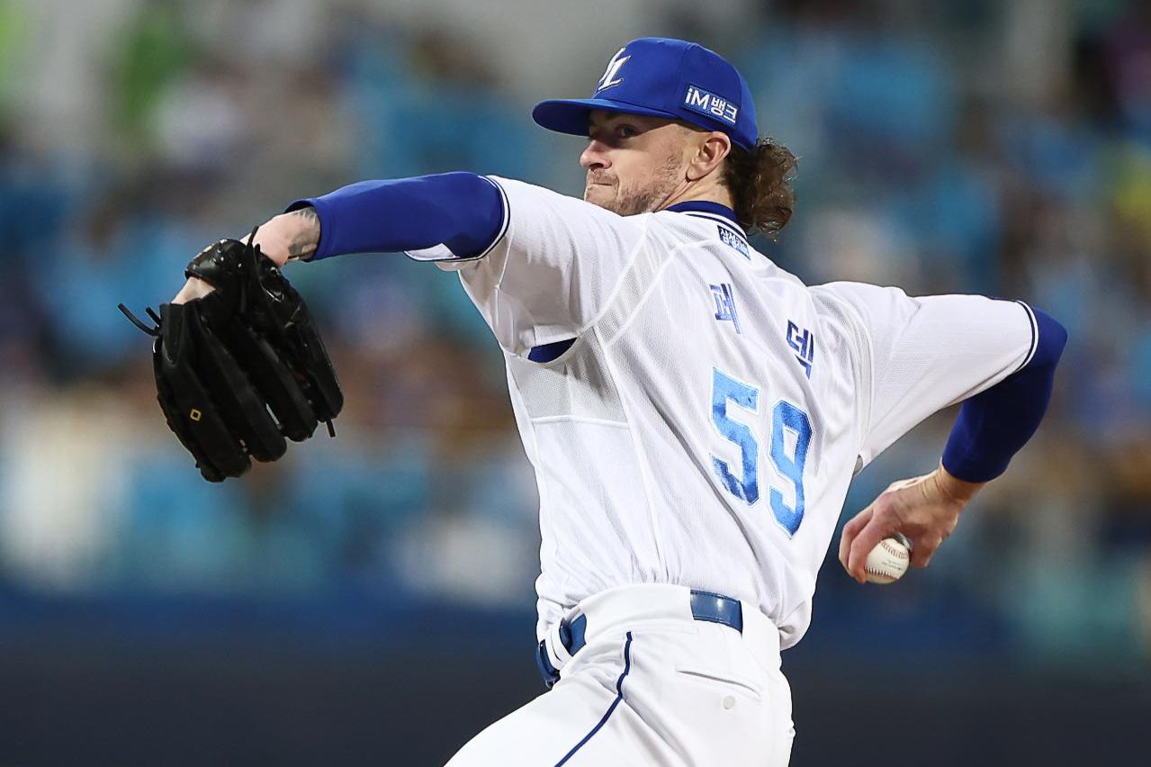 Lions starter Paddack says unlikely to pitch on short rest during postseason