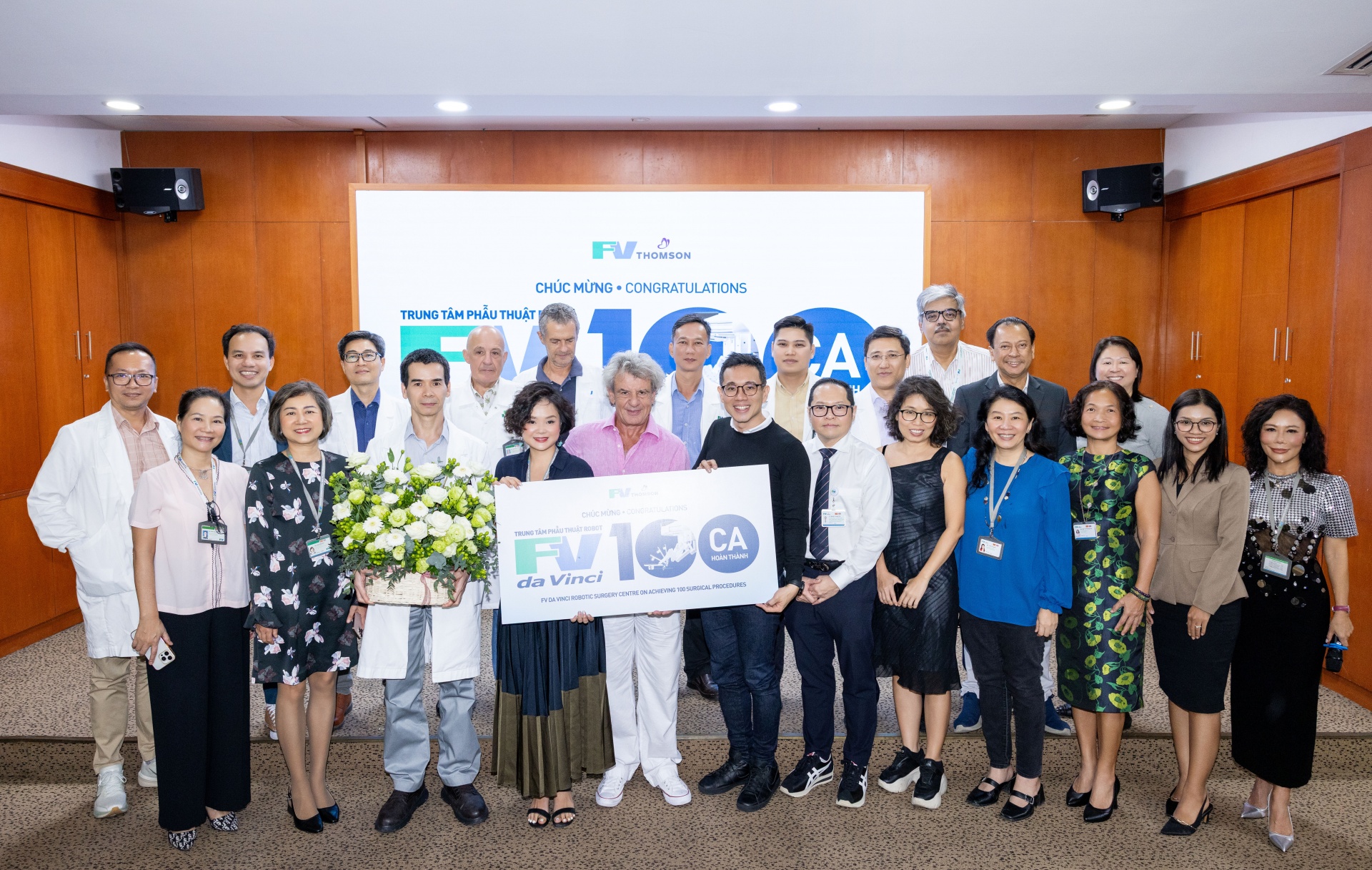 FV reaches 100 Da Vinci Xi robotic surgeries attracting international patients to Vietnam