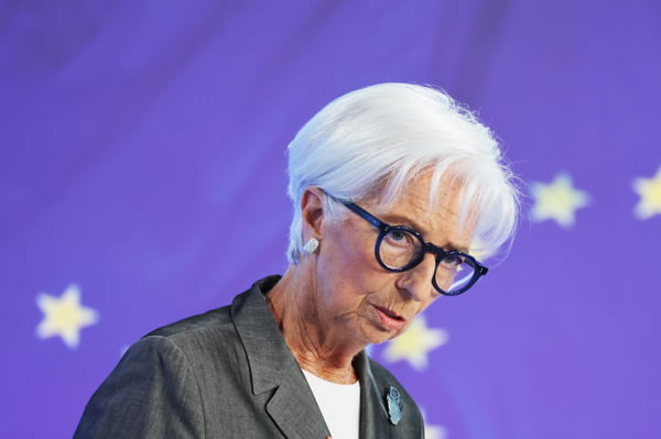 Christine Lagarde is resigning as head of the European Central Bank months early