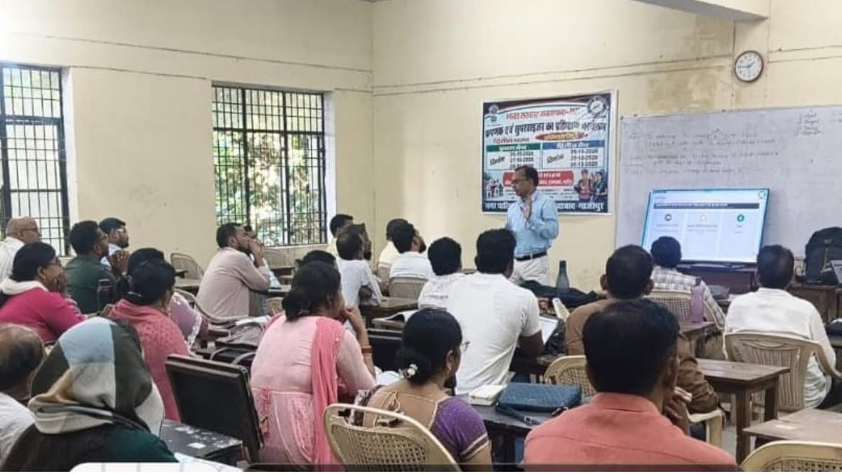 Census trainers flag queries on Aadhaar, caste, age and birthplace of parents as key challenges