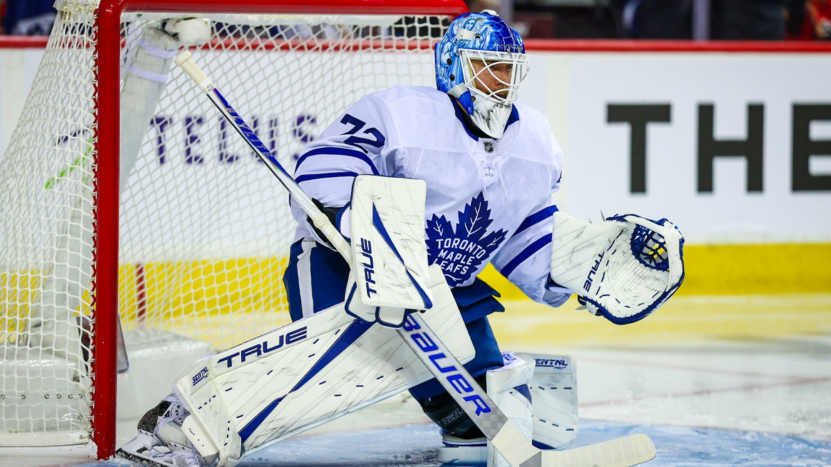 Maple Leafs GM throws support behind Sergei Bobrovsky amid struggles