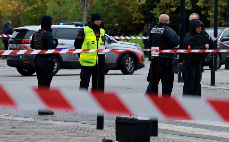 French shooting suspect targeted Muslims, Africans