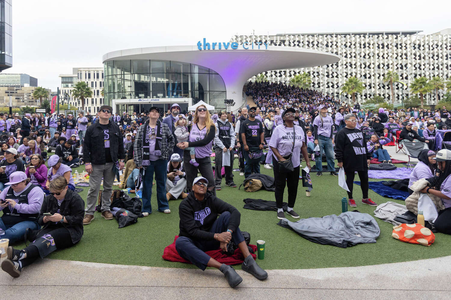 Valkyries fans skip work, wake up early for Game 6 watch parties