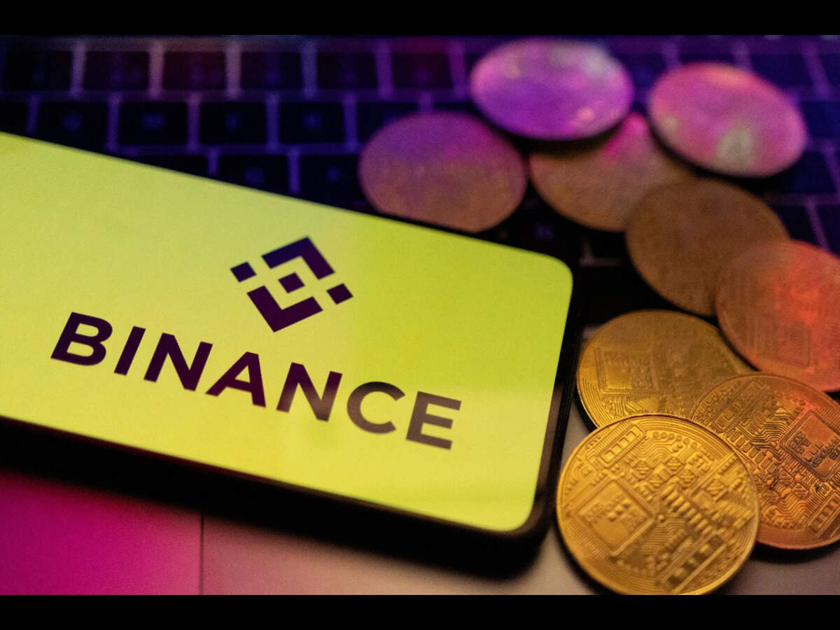 Bitcoin, cryptocurrency prices fall after Binance reports security issue