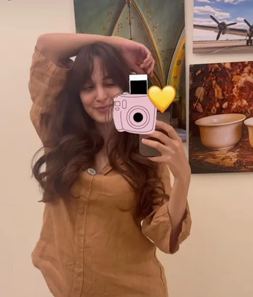 Kiara Advani flaunts her new look to keep baby bump out of sight