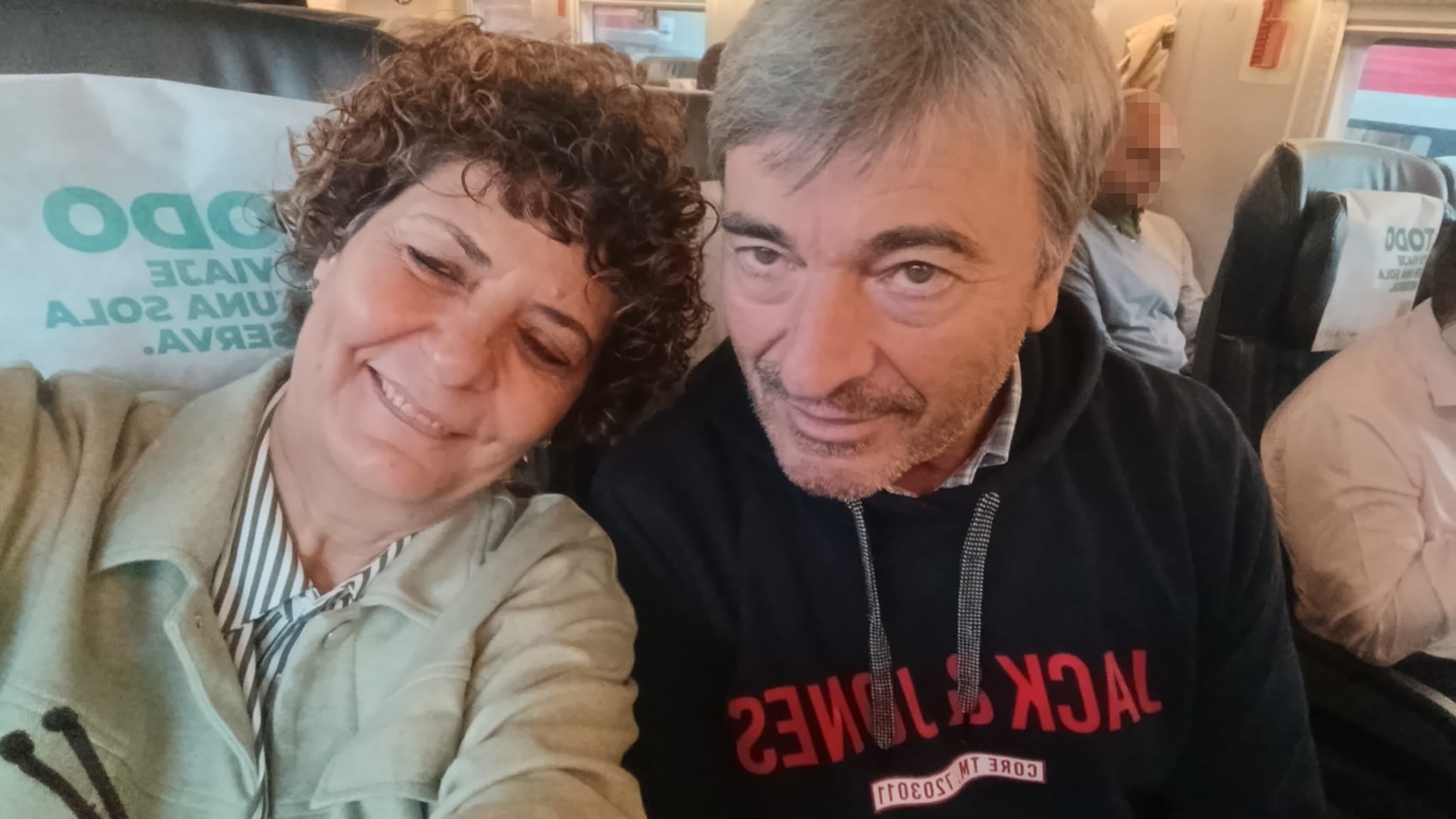 Antonio woke up among the train's metal wreckage and tried to protect his wife: “I wanted to cover her with my arms, but I couldn't move them”