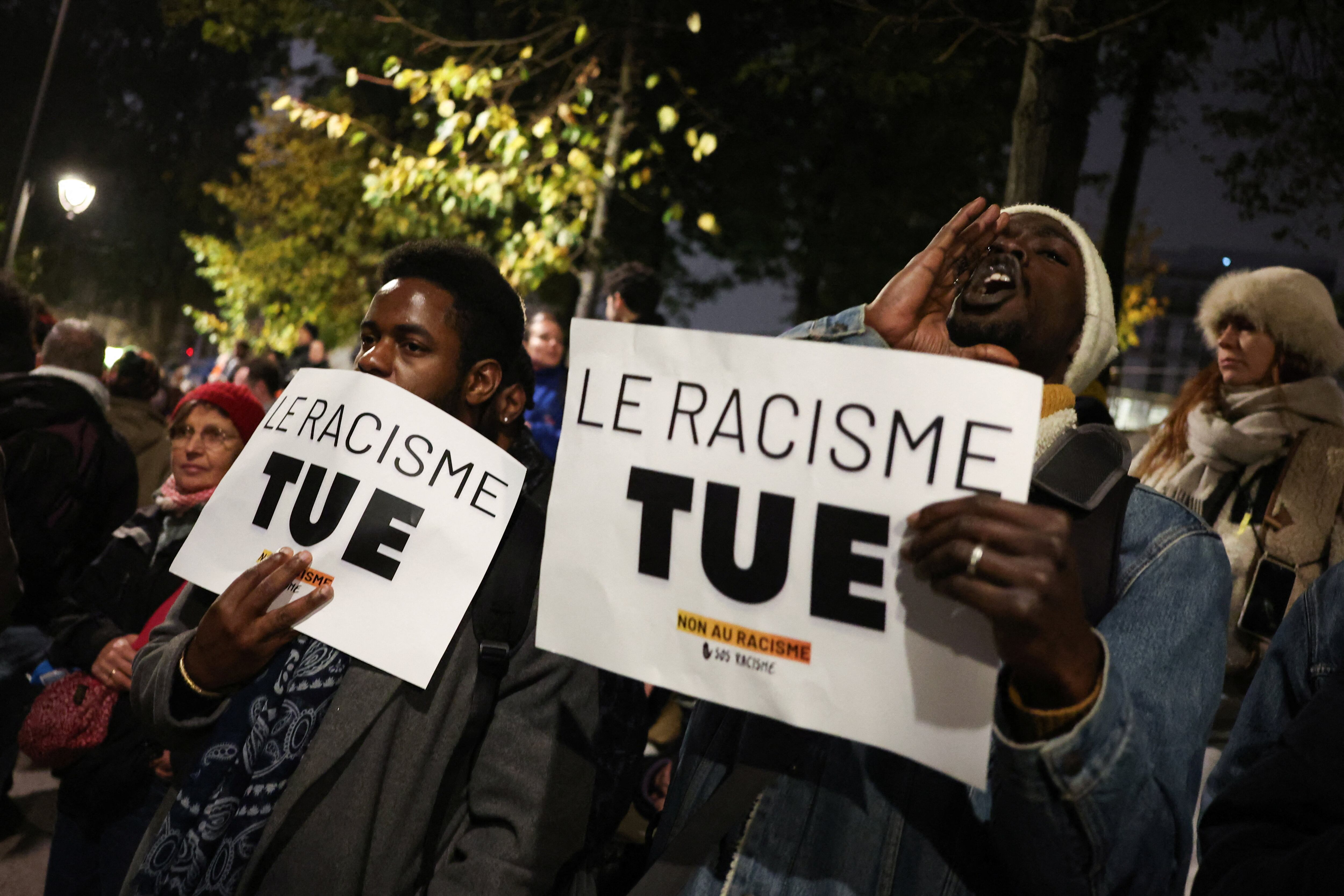 To die for the color of your skin in France in 2026