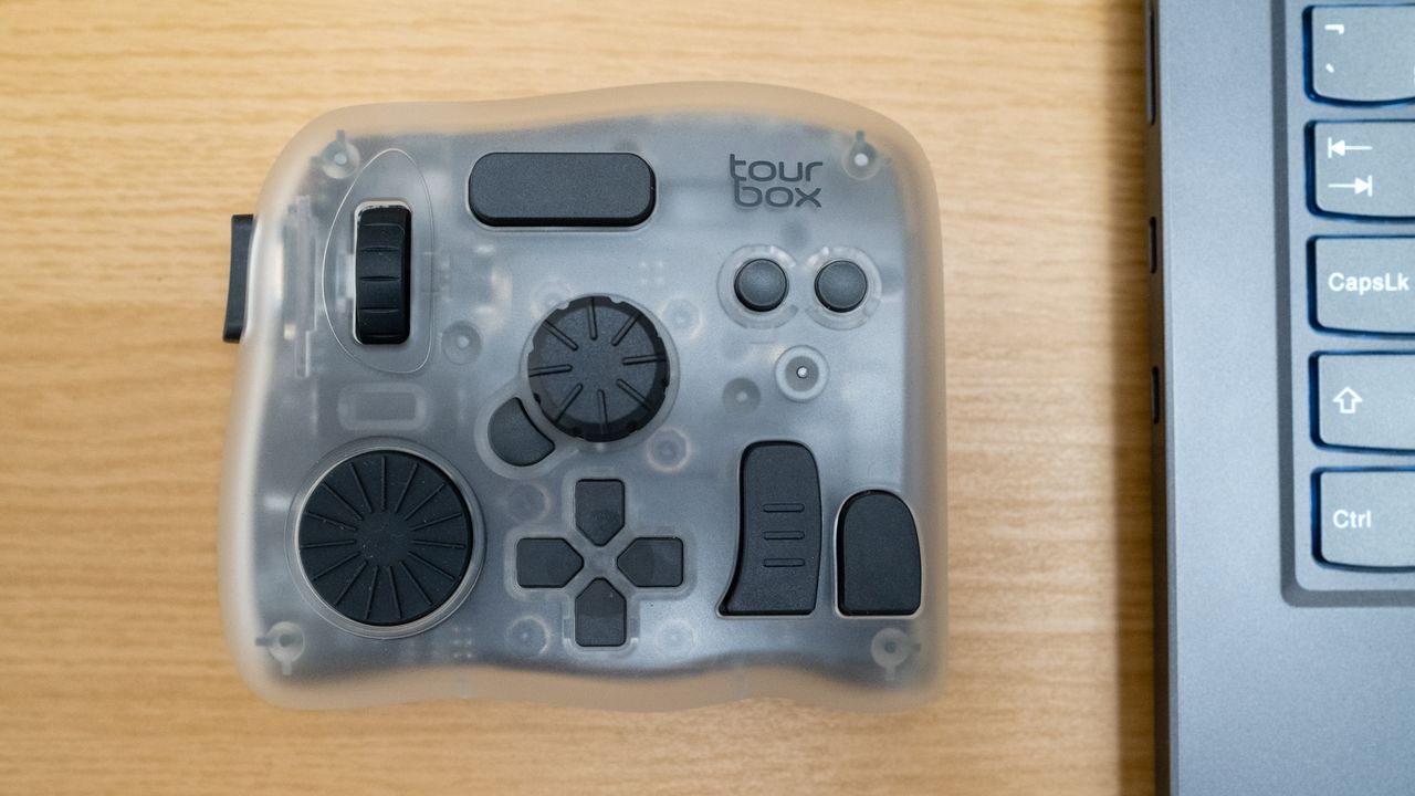 TourBox Elite Plus review: a wireless control console for computers and tablets