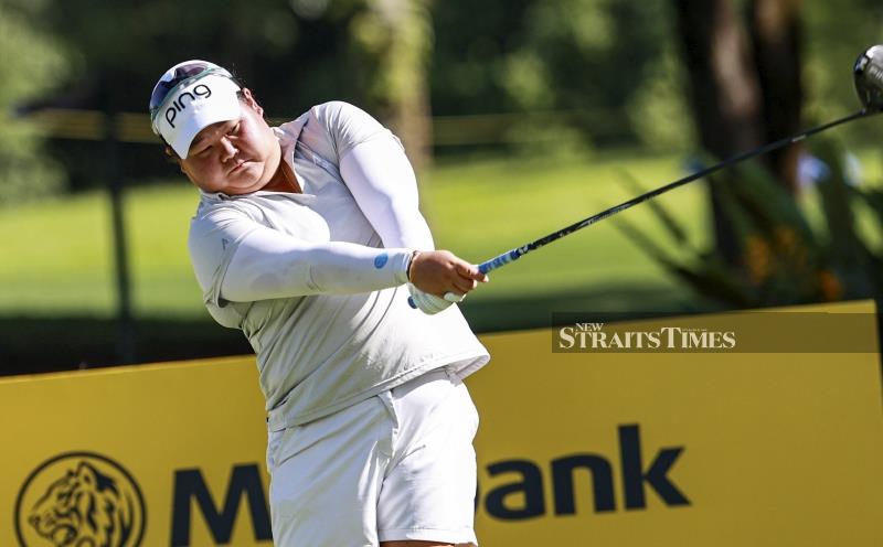 Kelly back in contention at Maybank Championship