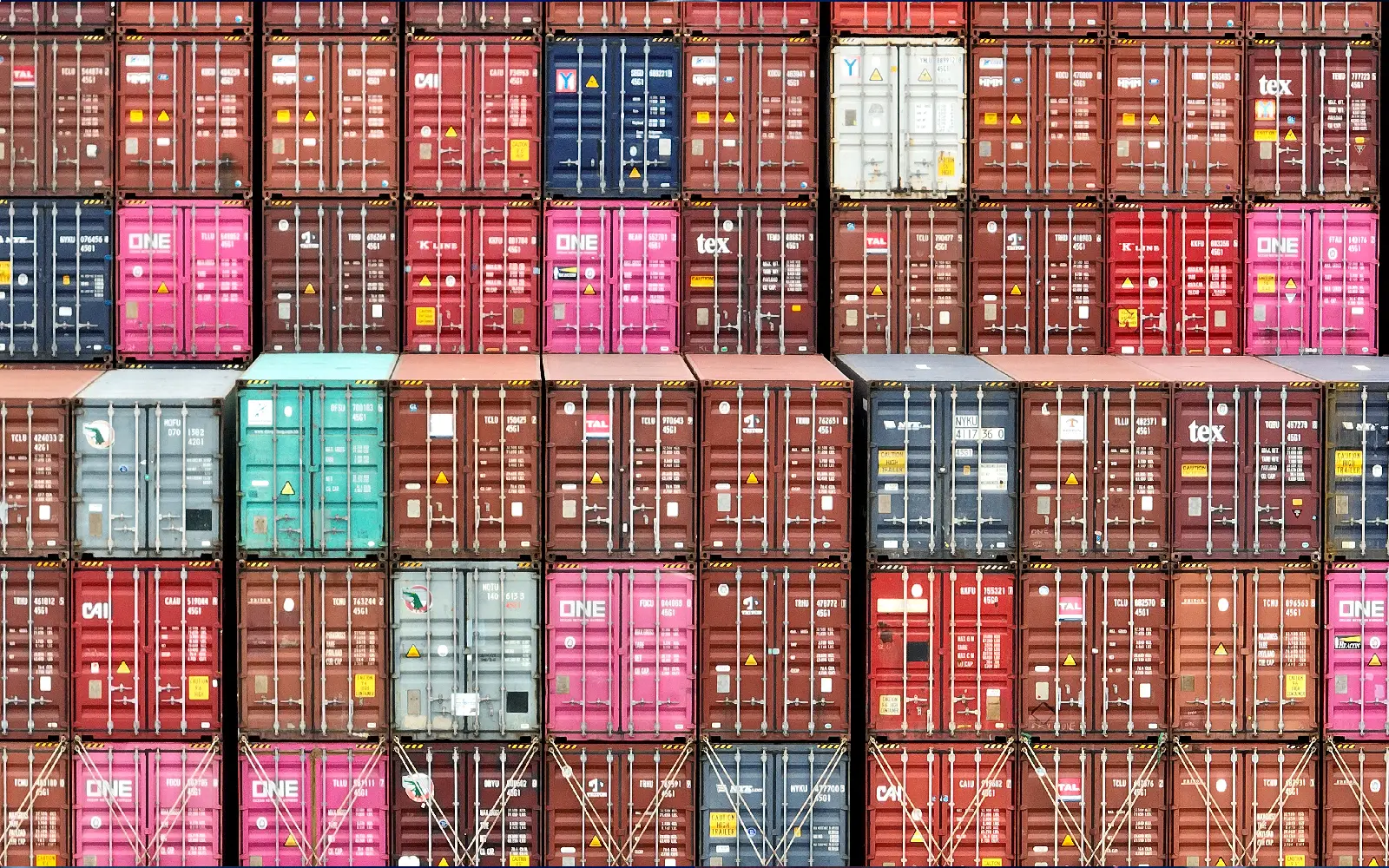 Trump’s tariffs fail to cut US trade deficit, IW report shows