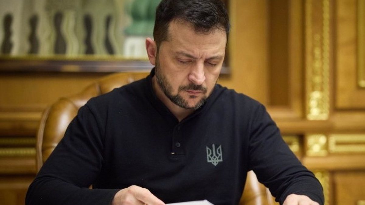Zelenskyy imposes sanctions on Rassvet system, shadow fleet