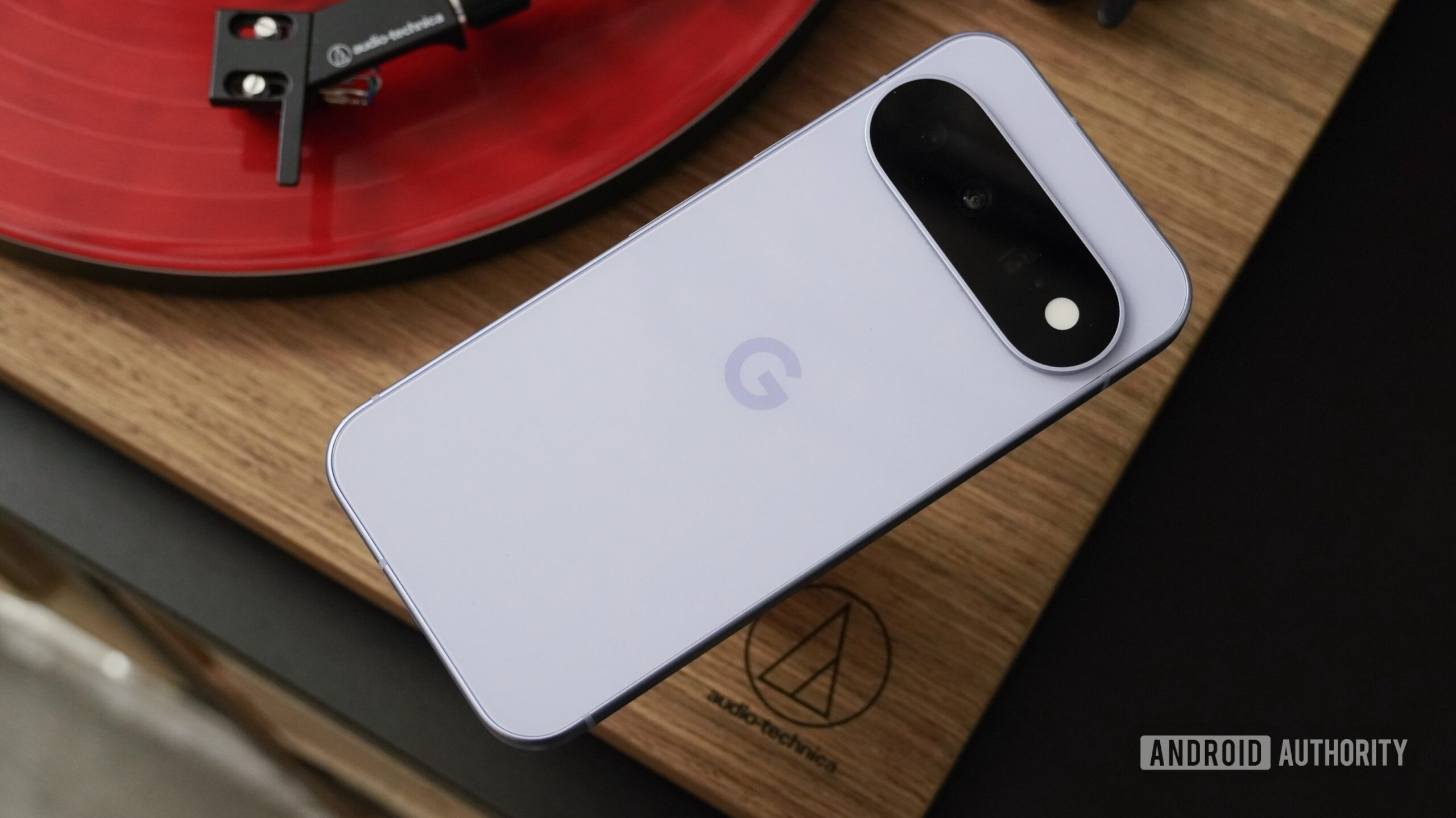 Pixel 11 hits lowest record-low price with $200 discount
