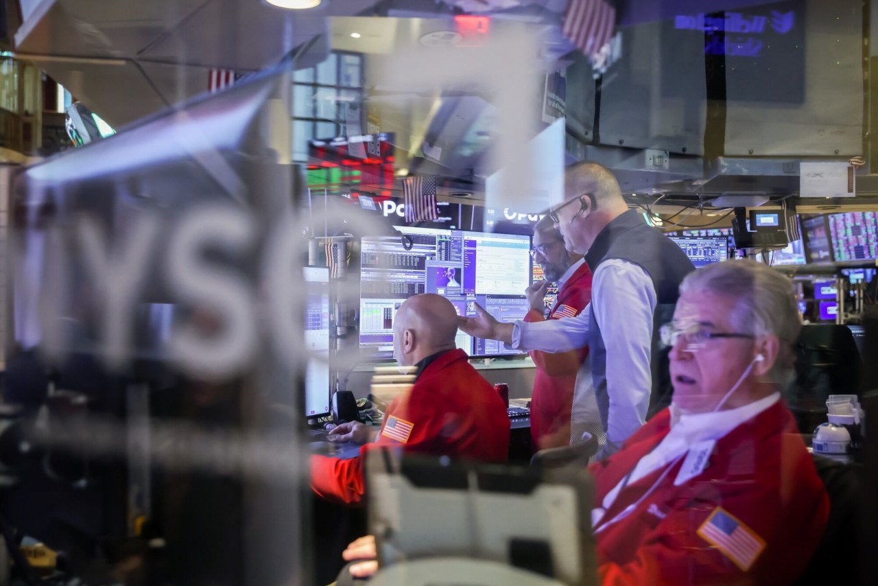 Stocks Slide, Intel Plunges, Binance Hacked