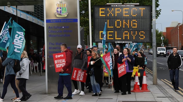 Talks between unions and Government over new pay deal finish without agreement