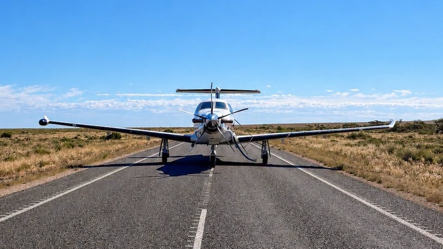 RFDS pilots make highway landings as key Nullarbor airstrip still unsealed