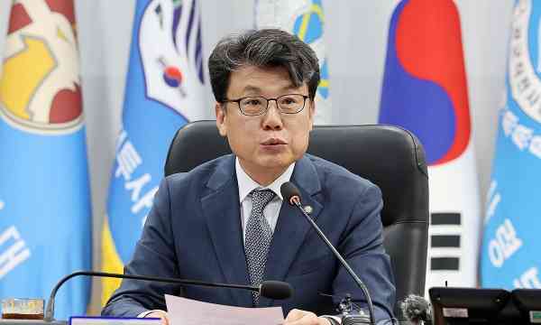 US Issues Visa for DP Rep. Jin Sung-joon after Application Denial