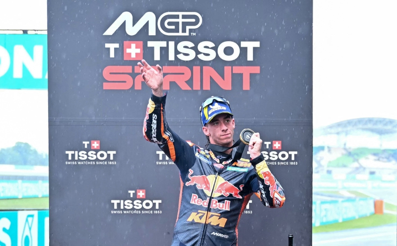 Acosta masters rain to win Malaysian MotoGP sprint