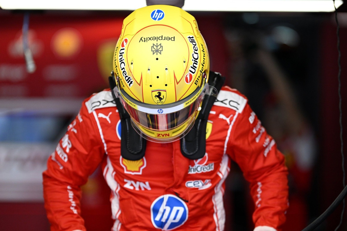 Lewis Hamilton "praying" for Ferrari power unit after Mexico FP2 failure