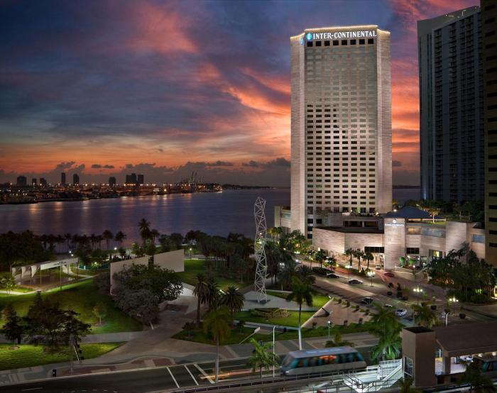 Nortia (Manuel Lao) and Gencom acquire the InterContinental Miami valued at 265 million