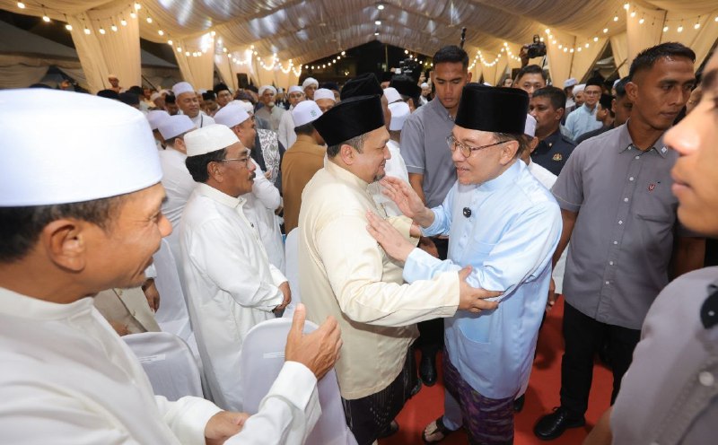 Anwar: Govt to strengthen Islamic education in Kelantan