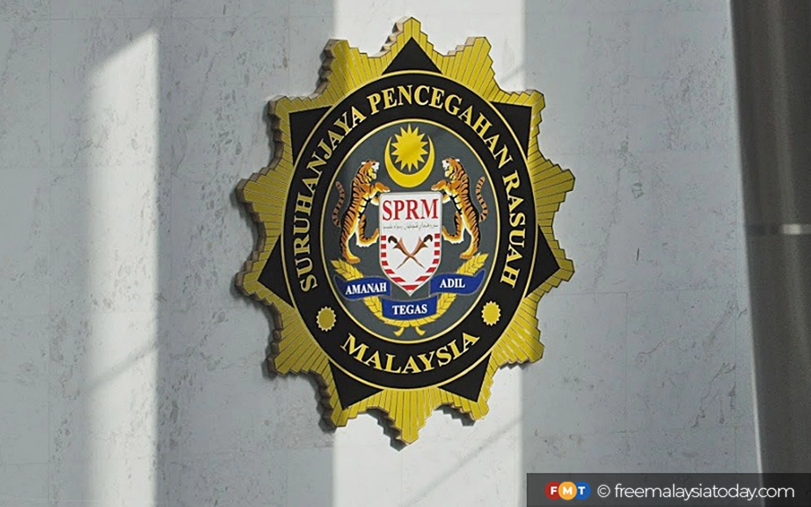 MACC spends over 6 hours grilling ex-CFO in Tabung Haji probe