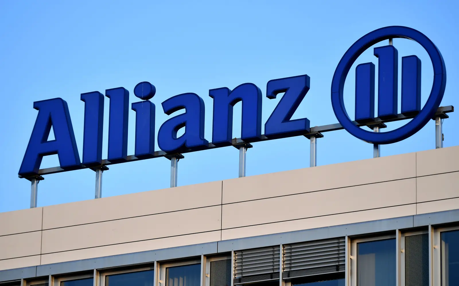 Allianz to buy UOB Asset Management unit as CEO targets Asia