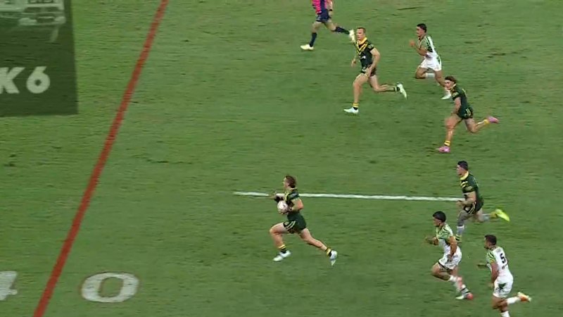 Walsh stars as Kangaroos outclass Cook Islands
