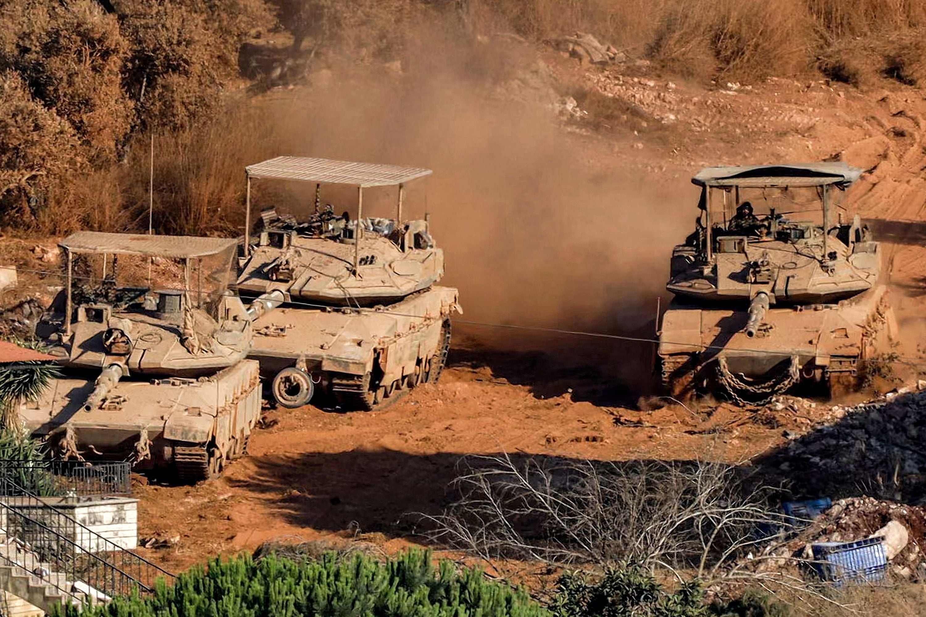 Israeli army strikes southern Lebanon in response to alleged ceasefire breach by Hezbollah