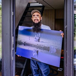 Japanese artist debuts decade-in-the-making photo exhibition in Tartu