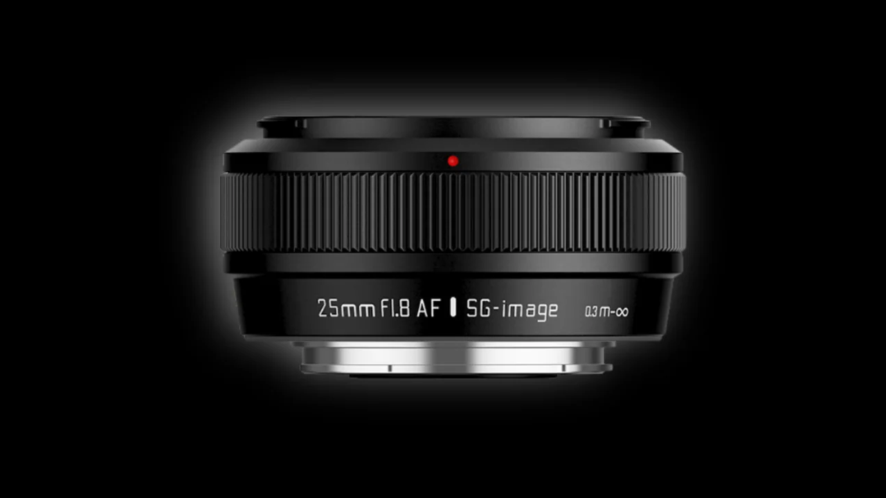 This 130g budget camera lens just got better at autofocus