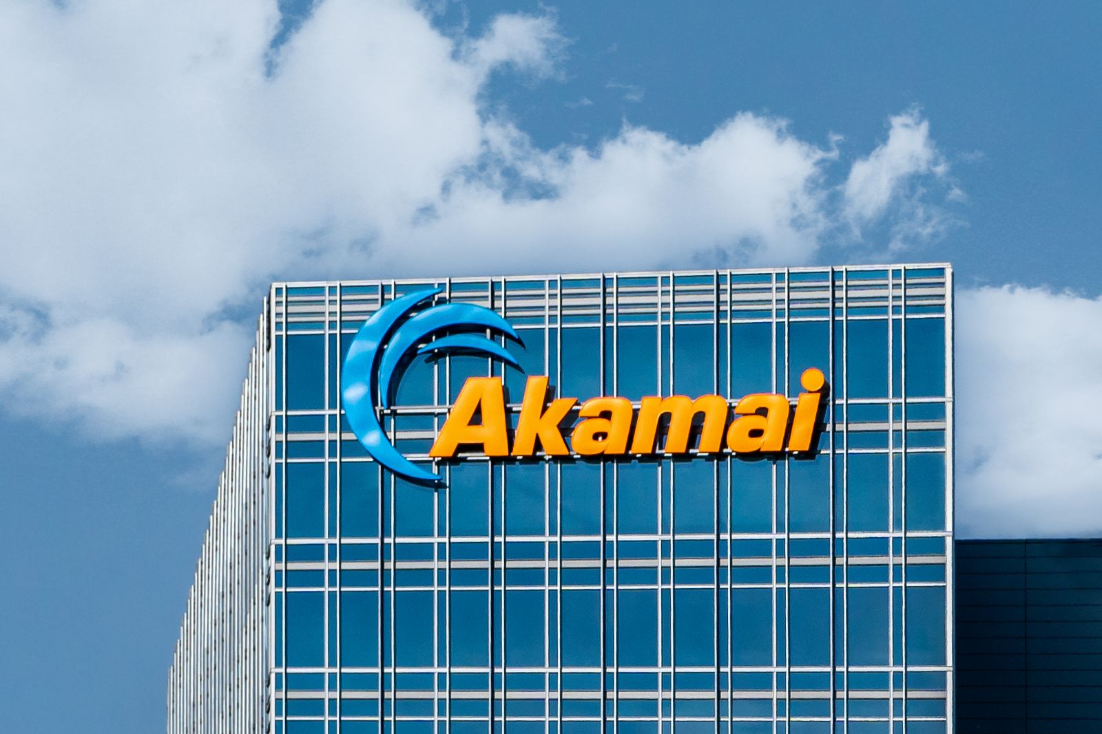 Is Wall Street Bullish or Bearish on Akamai Technologies Stock?