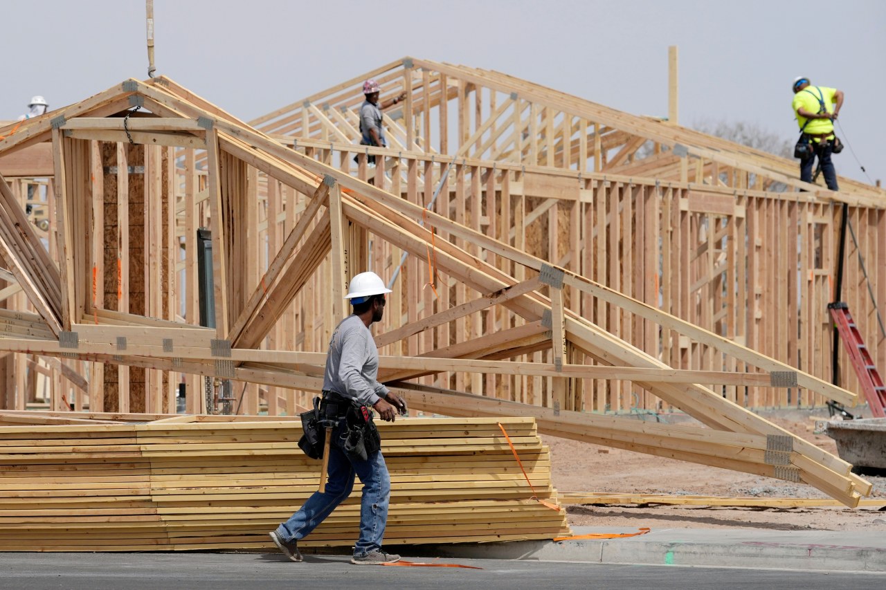 Home-Building Is Sputtering, but Lumber Prices Haven’t Been So High in Years
